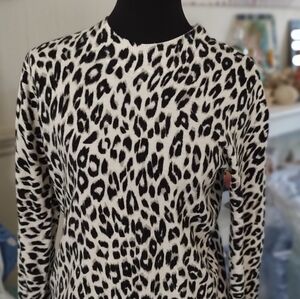 Kim Rogers Black and White Leopard Print Long Sleeve Top